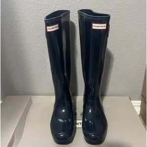 Womens size 9 Hunter Boots Navy